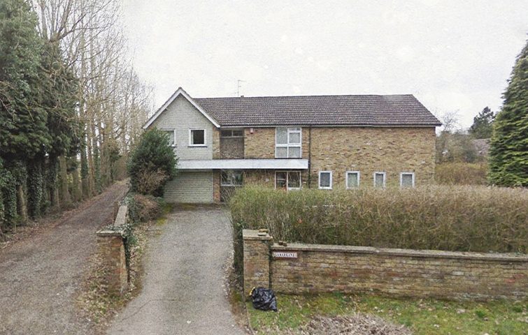 The existing 1970s house before Napier Clarke Architects' renovation and overhaul.